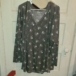 Torrid Gray Candy Cane Skull Top